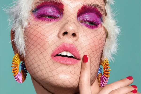 N 6 MAKEUP & BEAUTY Magazine
